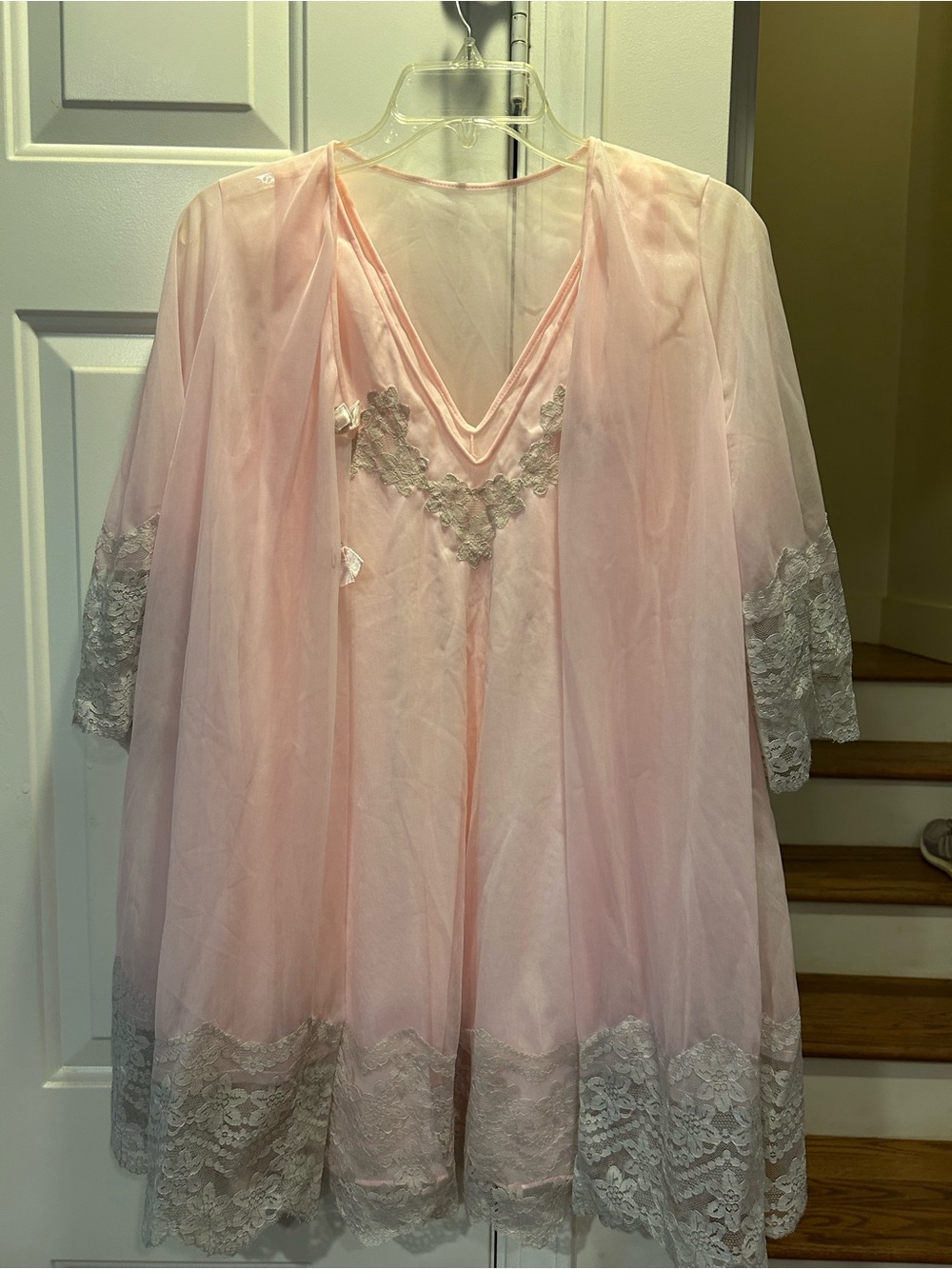 VTG Gilead Pink Peignoir Set Medium Flawless 1960s Nylon Nightgown Robe 2pc